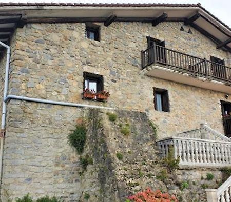 Arraspine Villa Астигарага Екстериор снимка